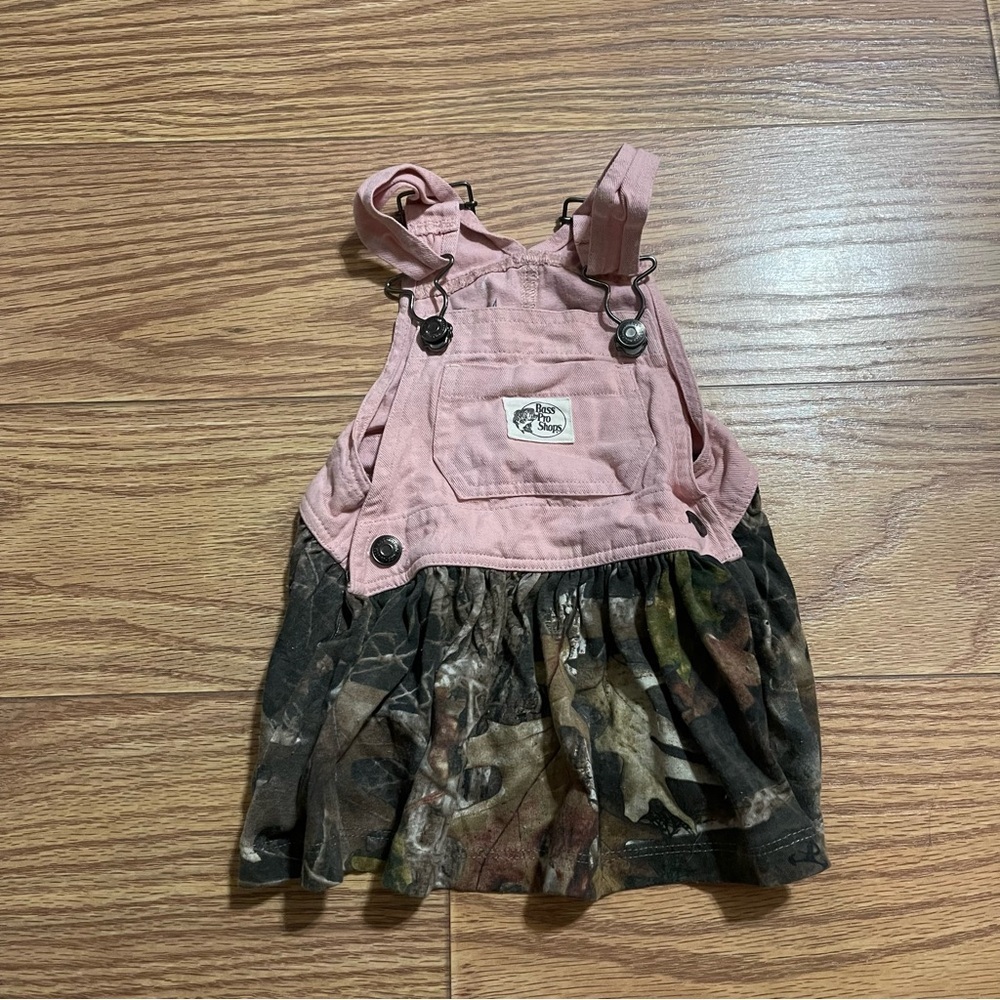 Bass Pro Shops Dress 6 Months